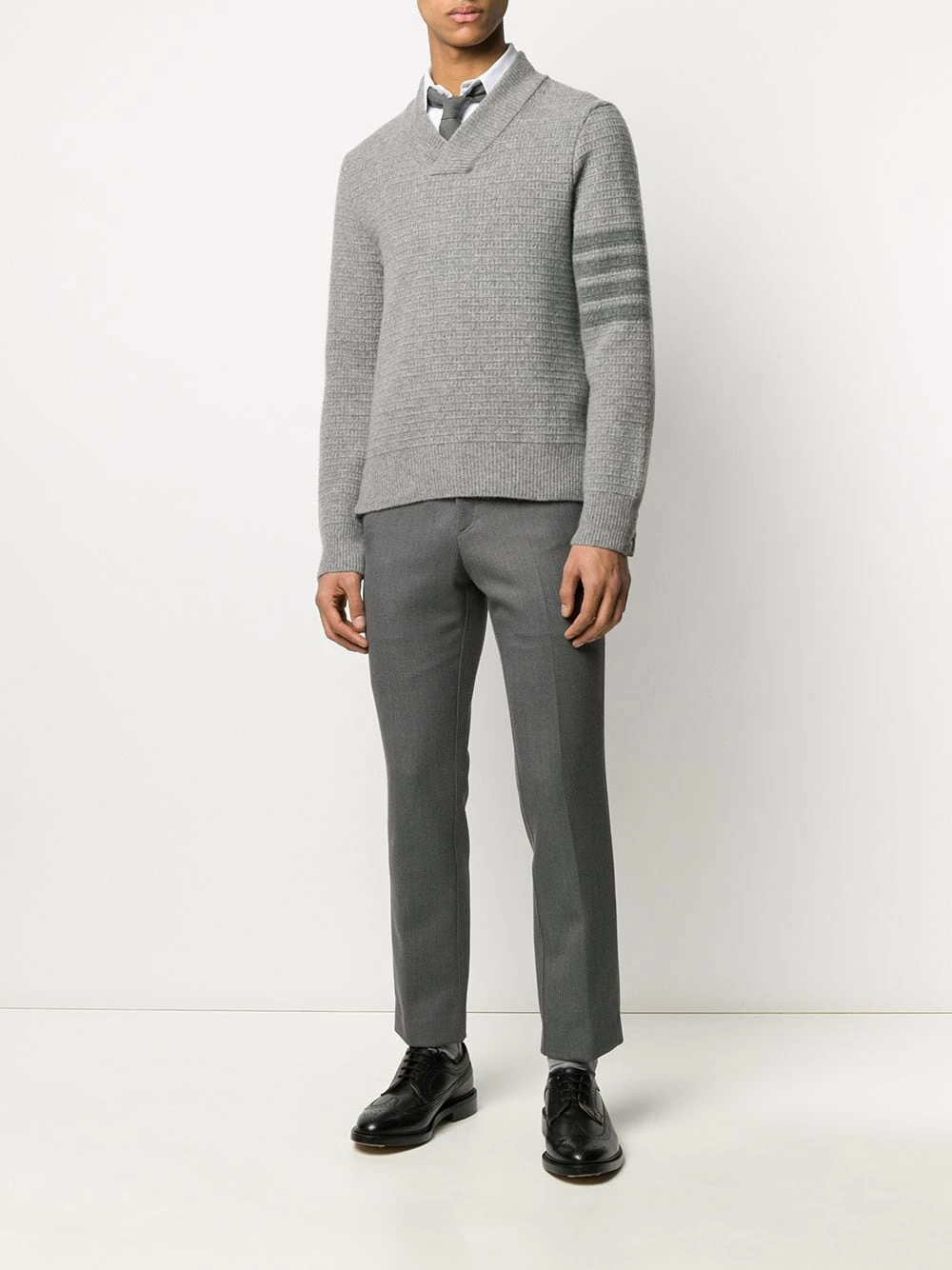 Thom Browne Tonal 4 Bar shawl pullover knitted sweaters of men 2 Thom Browne tonal 4-Bar shawl pullover