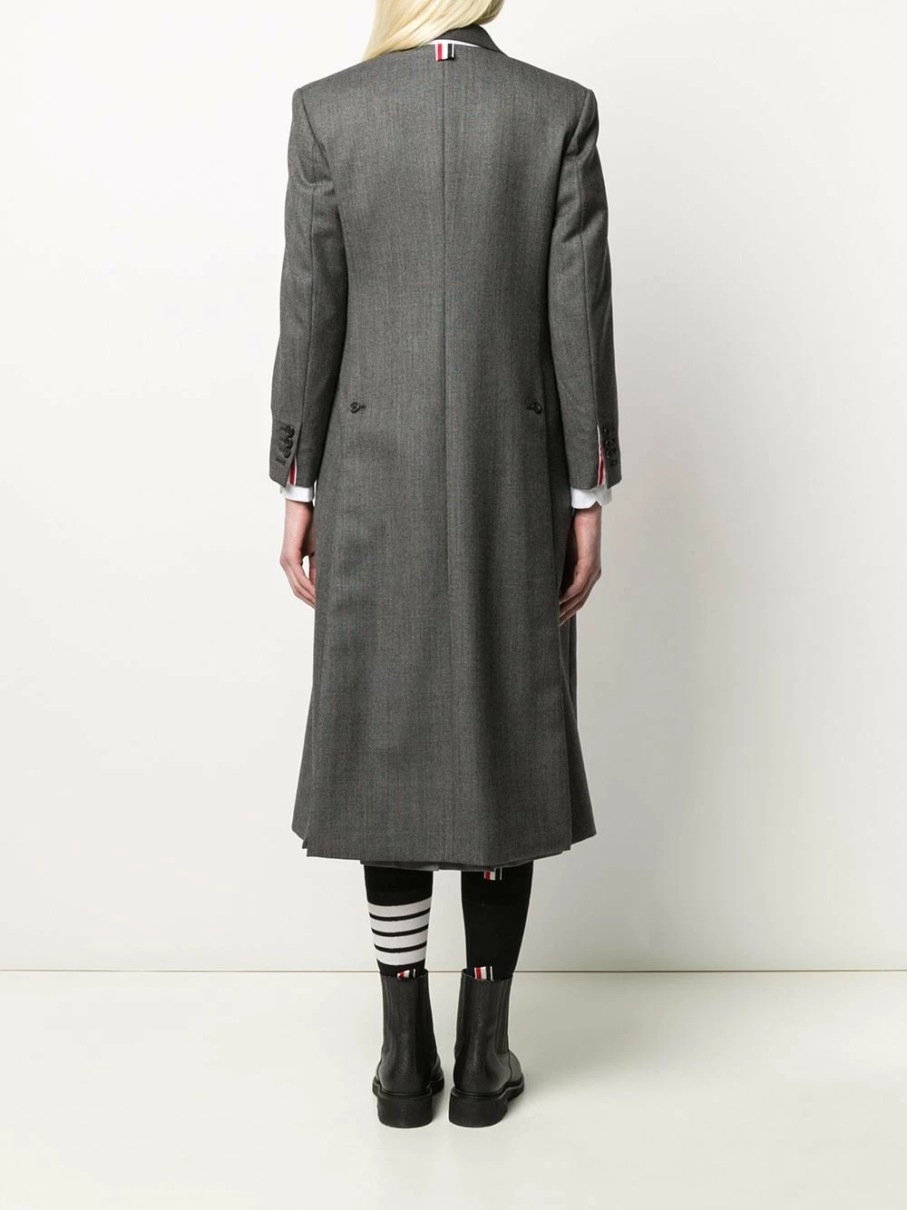 Thom Browne Wide lapel wool overcoat single breasted coats of women 4 Thom Browne wide lapel wool overcoat