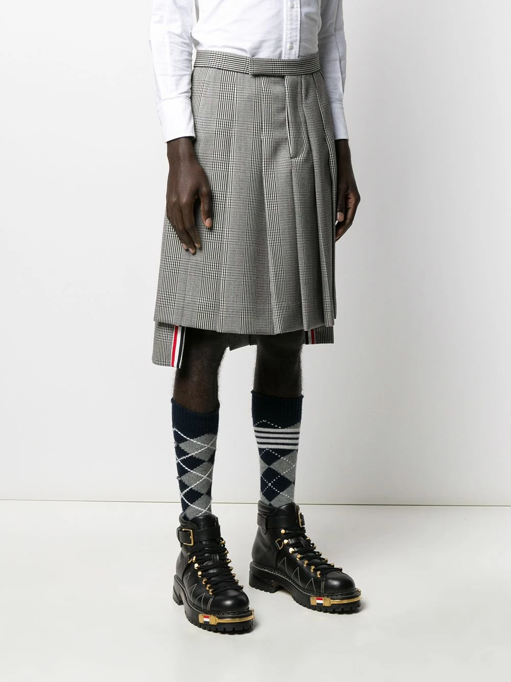 Thom Browne Prince of Wales check pleated skirt tailored shorts of men 3 Thom Browne Prince of Wales check pleated skirt