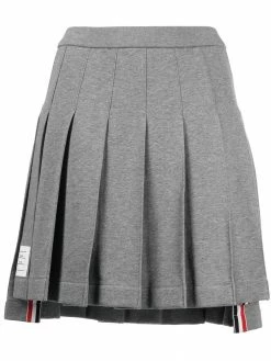 Thom Browne logo patch pleated short skirt